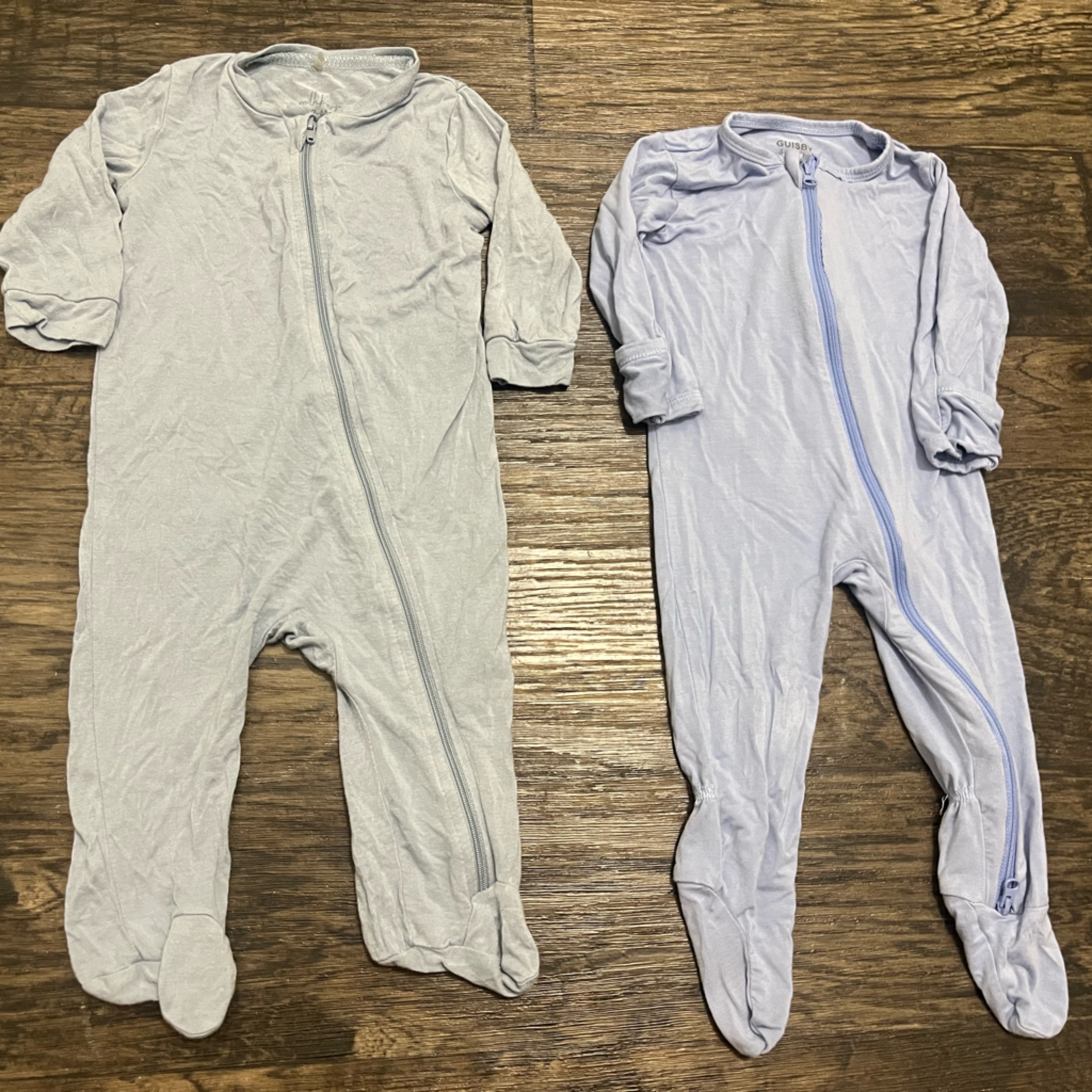 Milk Berry And Guisby Light Blue Footed Baby One-Piece Sleepers